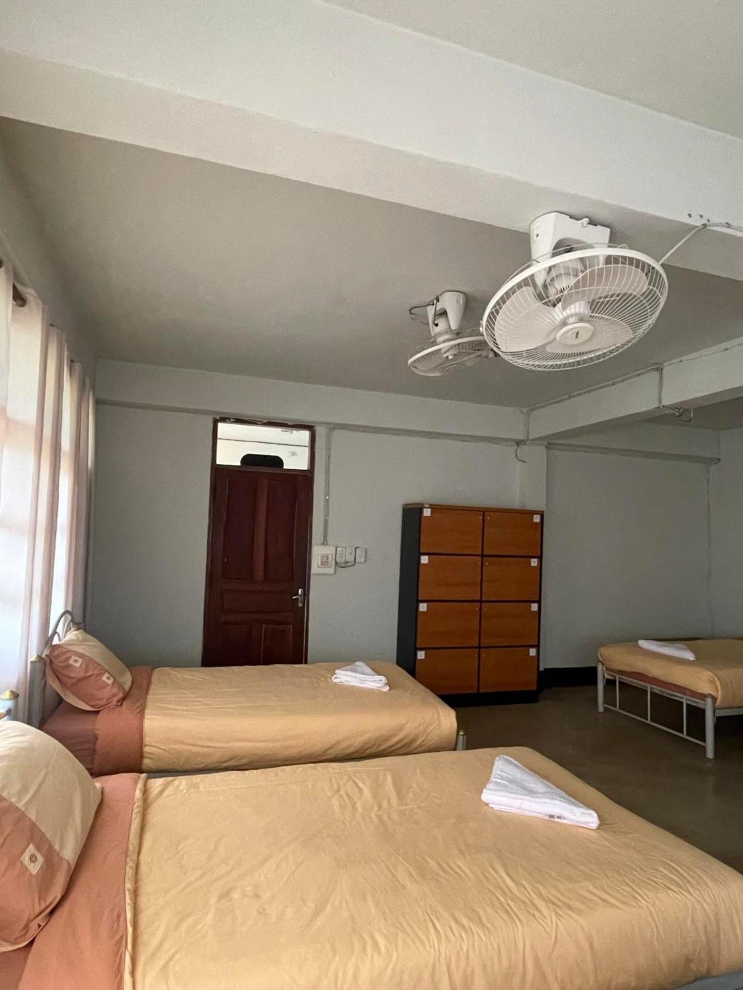 Thakhek Travel Lodge Esterno foto