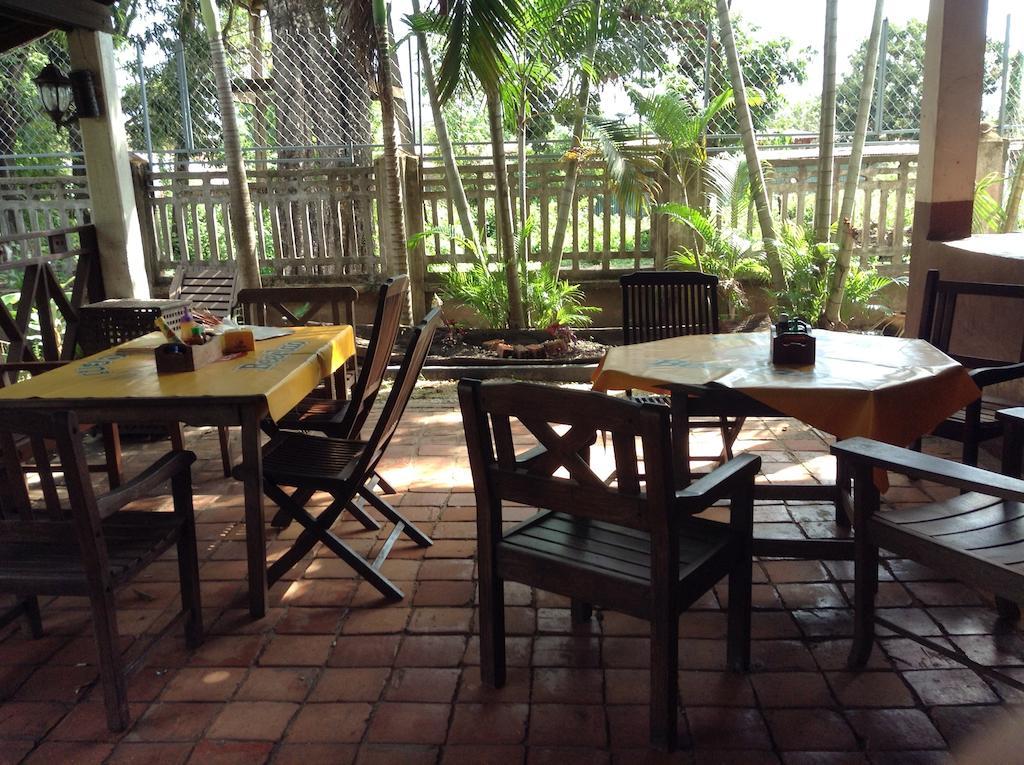 Thakhek Travel Lodge Esterno foto
