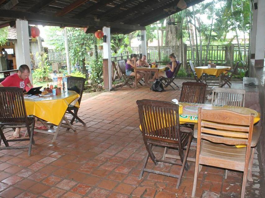 Thakhek Travel Lodge Esterno foto