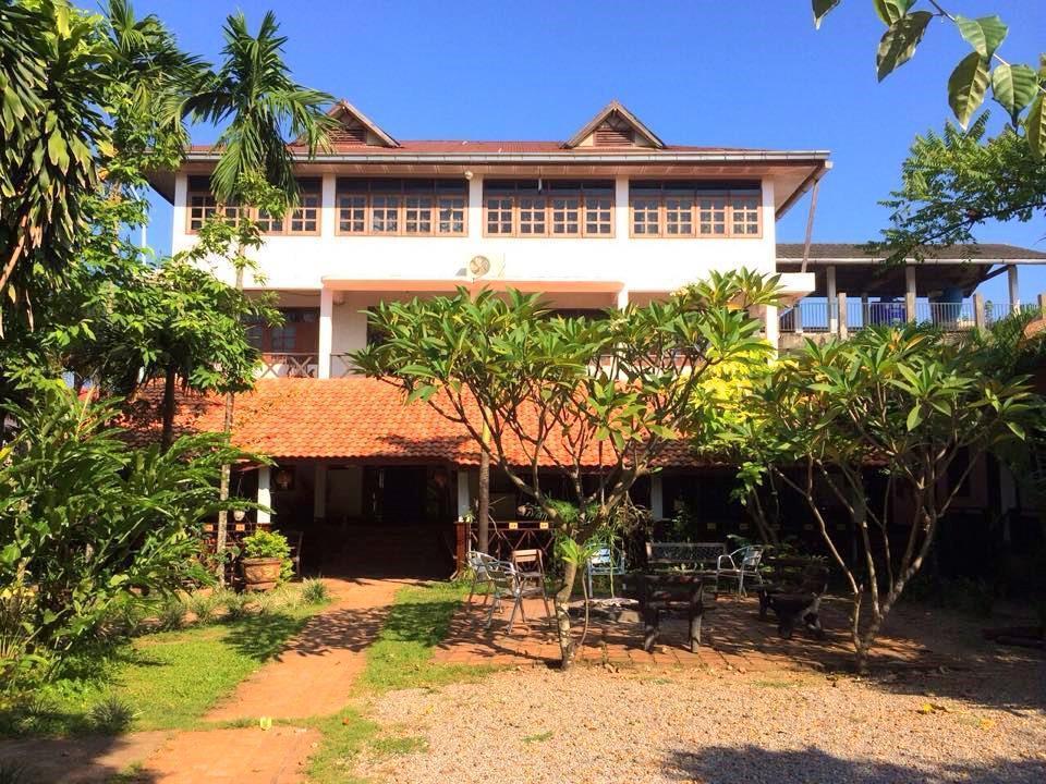 Thakhek Travel Lodge Esterno foto